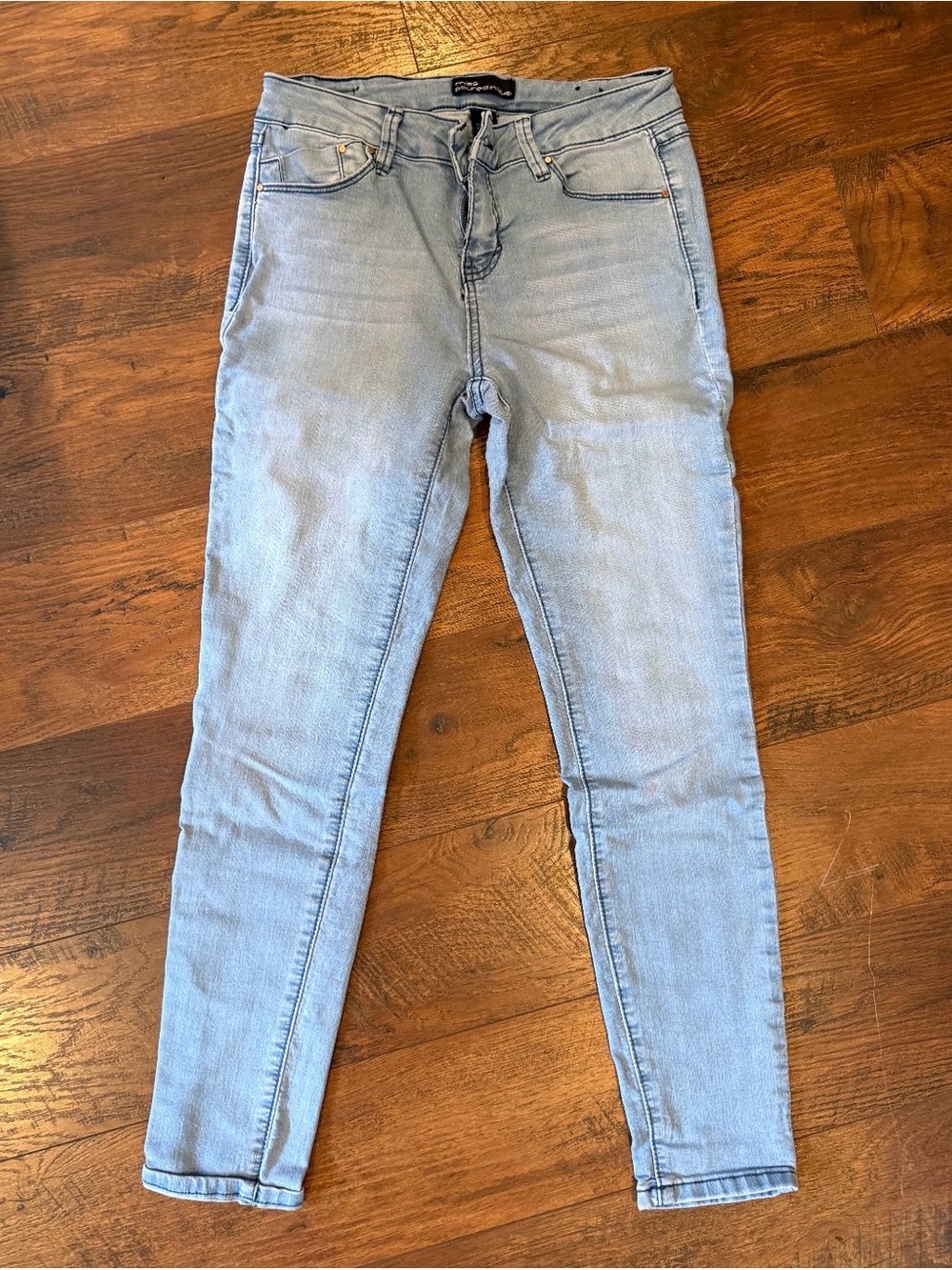 Miss Poured in Blue Skinny Jeans, Women’s Size 4, Great Condition!